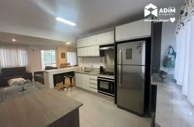 Aluguel anual: Apartamento de 3 quartos, sendo 1 suíte a quadra mar mobiliado em Balneário Camboriú
