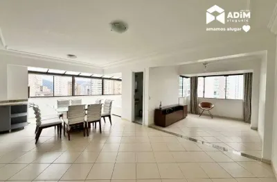 Aluguel Anual: Cobertura na quadra do mar com 4 dormitórios e 329 metros em Balneário Camboriú.