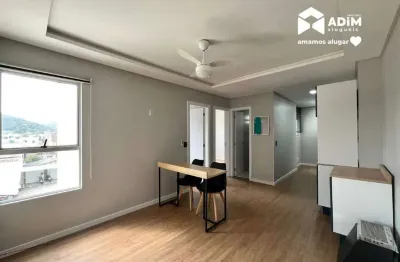 Aluguel anual: apartamento 2 quartos semi mobiliado no bairro são judas em balneário camboriú.