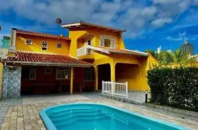 Aluguel anual: casa ampla de 04 quartos com piscina no bairro nações em balneário camboriú - sc
