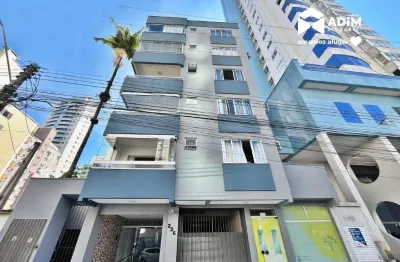 Aluguel anual: apartamento 1 quarto no centro de balneário camboriú a poucos metros do mar.