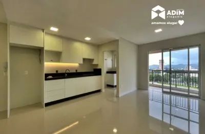 Locação anual: apartamento com 2 quartos, semi mobiliado e 1 vaga privativa. no bairro são francisco de assis em camboriú