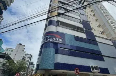 Locação anual - apartamento mobiliado no coração de balneário camboriú