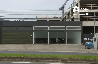 Aluguel anual: sala comercial com 250m² na fazendinha, itajaí