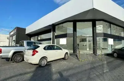 Sala comercial para alugar na Avenida Irineu Bornhausen, São João, Itajaí