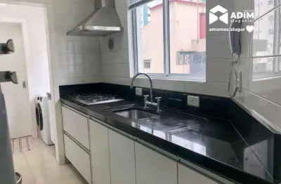 Aluguel Anual: Apartamento mobiliado 3 dormitórios sendo 1 suíte, e 2 Demi suíte no Centro de Balneário Camboriú