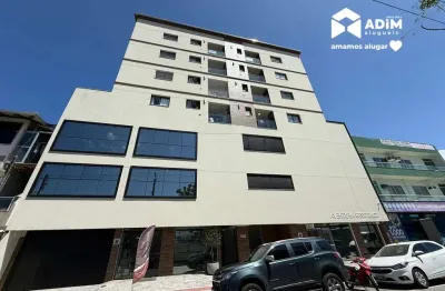 Aluguel Anual: Apartamento novo semi mobiliado sendo 2 quartos no centro de balneario camboriu