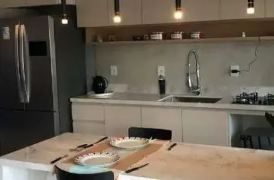 Locação 02 dormitórios, sendo 01 suíte, sacada com churrasqueira à carvão - Bairro Fazenda - Itajaí