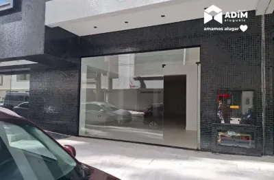 Sala comercial de 199 m² localição previlegiada entre a Nereu Ramos e 2° Avenida