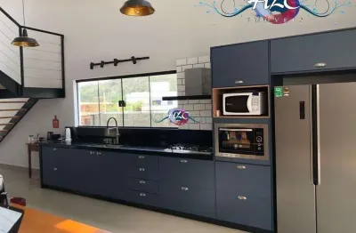 Casa à venda 3 suítes jundiaí | pé-direito alto | piscina | aceita permuta