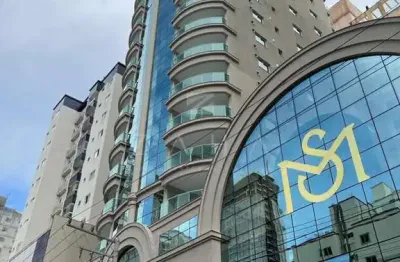 Apartamento com 3 quartos à venda na Rua 302, 258, Meia Praia, Itapema