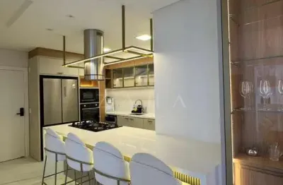 Apartamento com 4 quartos à venda na Rua 315, 299, Meia Praia, Itapema