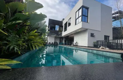 Casa alto padrao, praia do estaleiro, balneário camboriú - sc