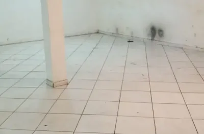 Garagem para alugar na Avenida Nossa Senhora da Luz, 33, Bacacheri, Curitiba