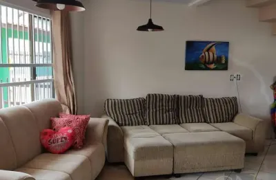 Casa para temporada em bombinhas, bombas, 3 dormitórios, 1 suíte, 2 banheiros, 2 vagas