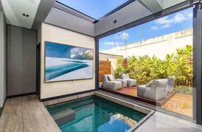 Casa em condomínio fechado com 4 quartos à venda na Rua Luiz Kula, 101, Santo Inácio, Curitiba