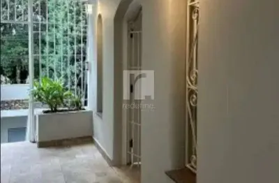 Sobrado à venda com 04 quartos (01 suíte) 05 vagas de garagem e local estratégico entre os metrô são judas e conceição - venda r$ 1.070.000,00