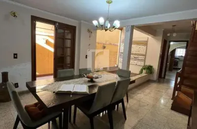 Casa com 5 quartos à venda na Rua Miracatu, Ipiranga, São Paulo