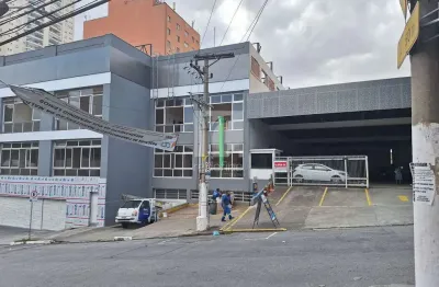Prédio para alugar na Rua Hermínio Lemos, 341, Cambuci, São Paulo