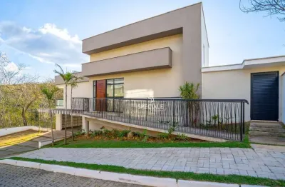 Casa com 3 quartos à venda, 500 m² por R$ 2.200.000 - Bosque do Lago - Juiz de Fora/MG