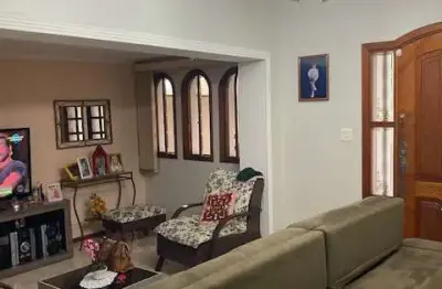 Imóvel assobradado em bairro nobre de mauá - jardim pedroso