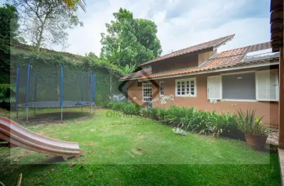 Casa para venda em carapicuíba, chácara vale do rio cotia, 4 dormitórios, 2 suítes, 3 banheiros, 6 vagas