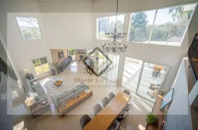 Casa para Venda em Carapicuíba, Residencial Euroville, 4 dormitórios, 2 suítes, 3 banheiros, 6 vagas