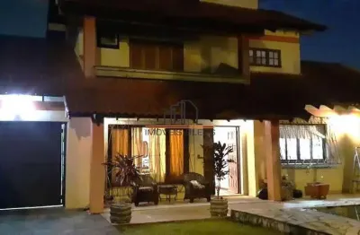Casa com 3 quartos à venda no Igara, Canoas 
