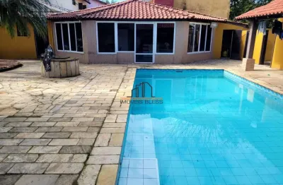 Casa com 5 quartos à venda no Igara, Canoas 