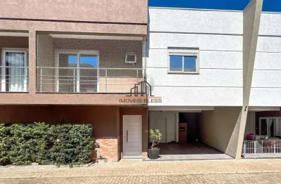 Sobrado em condomínio localizado no bairro niterói/canoas