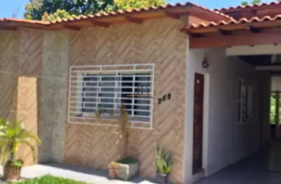 Casa localizada no bairro nossa senhora das graças/canoas