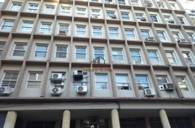 Sala comercial localizada no centro histórico/porto alegre