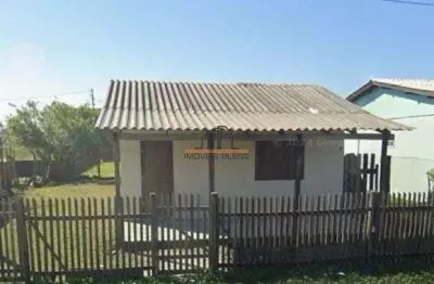 Casa localizada na praia do magisterio/balneário pinhal