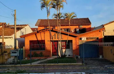 Casa com 6 quartos à venda no Fátima, Canoas 