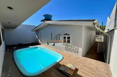 Casa à venda em canoas, harmonia - churrasqueira, piscina e salão de festas