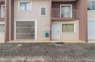 Casa com 3 quartos à venda na Rua Rodolfo Bernardelli, 441, Uberaba, Curitiba