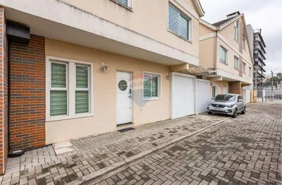 Sobrado em condomínio  a venda no bairro fany, curitiba. paraná