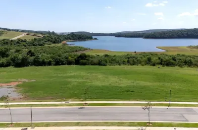 Lote em condomínio exclusivo com lazer náutico completo