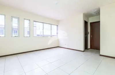 Sala comercial à venda na rua benjamin constant, 146, centro, curitiba, 37 m2 por r$ 135.000