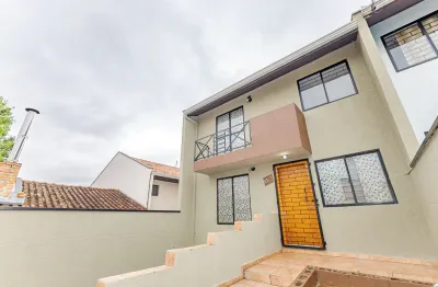 Casa com 3 quartos à venda na Rua Egydio Pilotto, 39, Uberaba, Curitiba