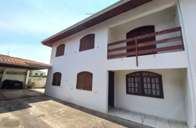 Sobrado com 3 quartos  para alugar, 114.60 m2 por r$2600.00  - boqueirao - curitiba/pr