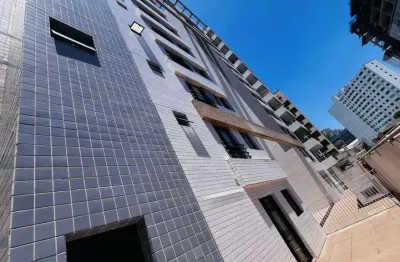 Apartamento com 1 quarto  para alugar, 45.00 m2 por R$2400.00  - Centro - Curitiba/PR