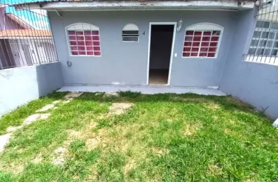 Casa Residencial com 3 quartos  para alugar, 50.00 m2 por R$2300.00  - Boqueirao - Curitiba/PR