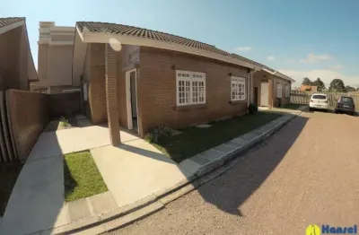 Casa Residencial com 3 quartos  para alugar, 78.00 m2 por R$2200.00  - Boqueirao - Curitiba/PR