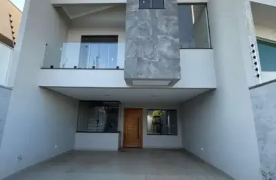 Casa com 4 quartos à venda na Avenida Morangueira, Jardim Tóquio, Maringá