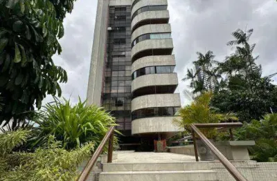 4 suítes, 3 vagas, 1 apartamento por andar, casa forte