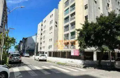 3 quartos, 1 suíte, dependêcia completa, 96m2, quadra do mar.