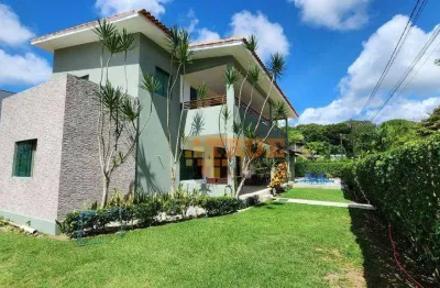Casa em 2 pavimentos, condomínio completo em aldeia, 4 quartos, sendo 1 suite master, de esquina, móveis planejados alto padrão, piscina própria