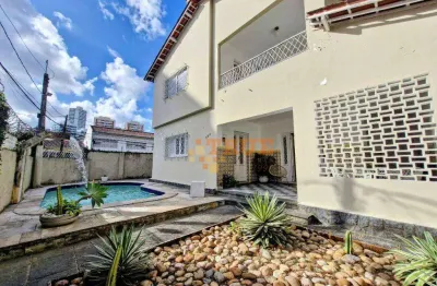 Excelente casa para moradia ou comercial pertinho da ferreira costa