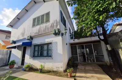 Casa com 3 quartos à venda na Rua Aníbal Falcão, 127, Graças, Recife